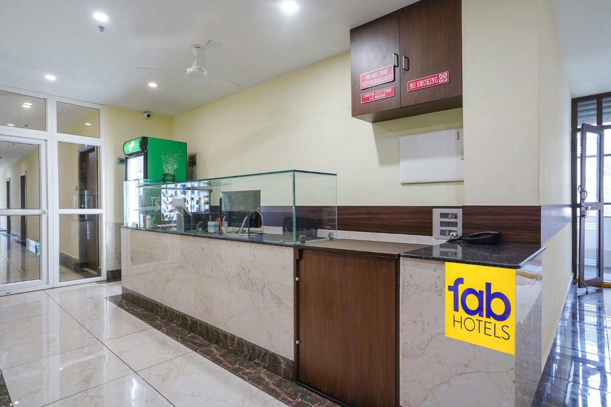 Fabhotel Gvr Grand Vijayawāda Buitenkant foto