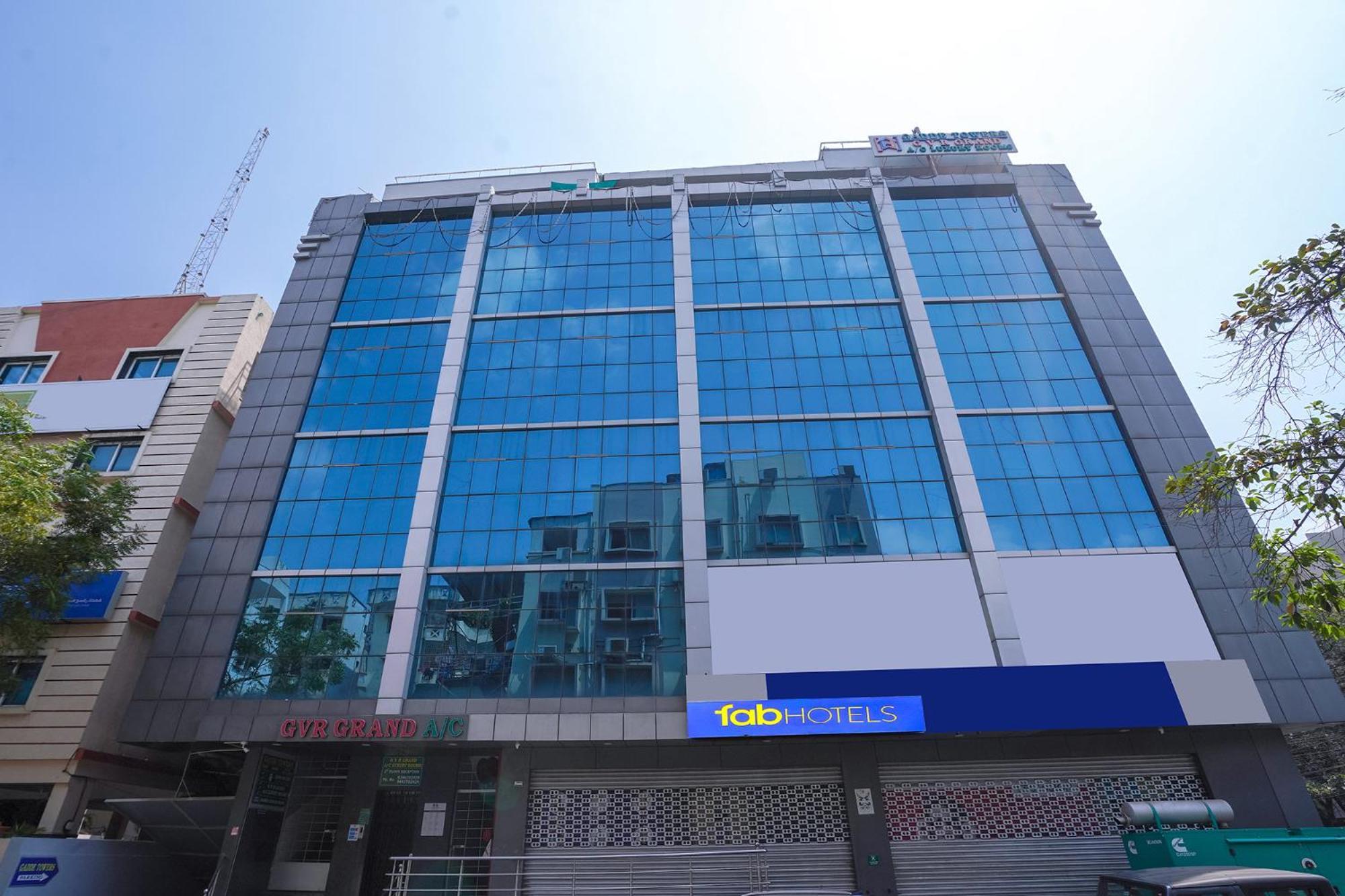 Fabhotel Gvr Grand Vijayawāda Buitenkant foto